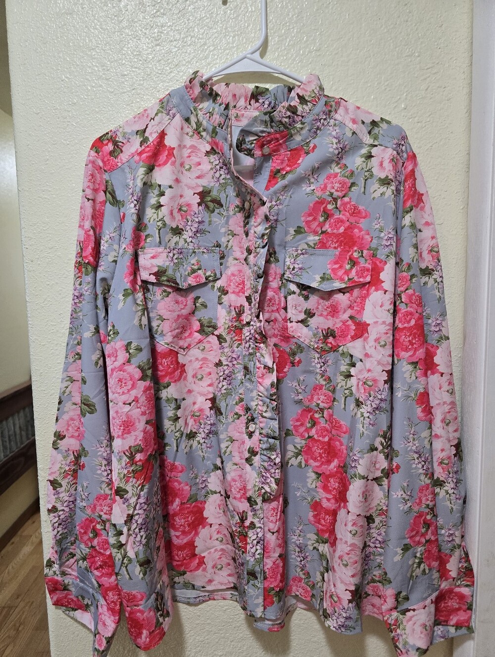 Floral Button-Up Blouse in Pink and Light Blue